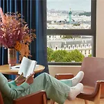 Hotel So/ *