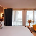 Hotel So/ *