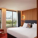 So/ Hotel Paris