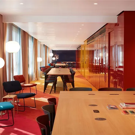 So/ Hotel *
