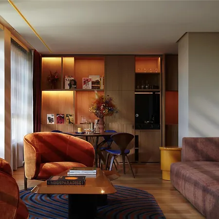 So/ Hotel *