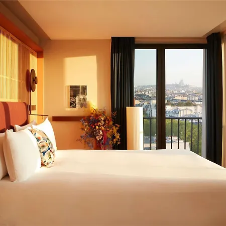 So/ Hotel